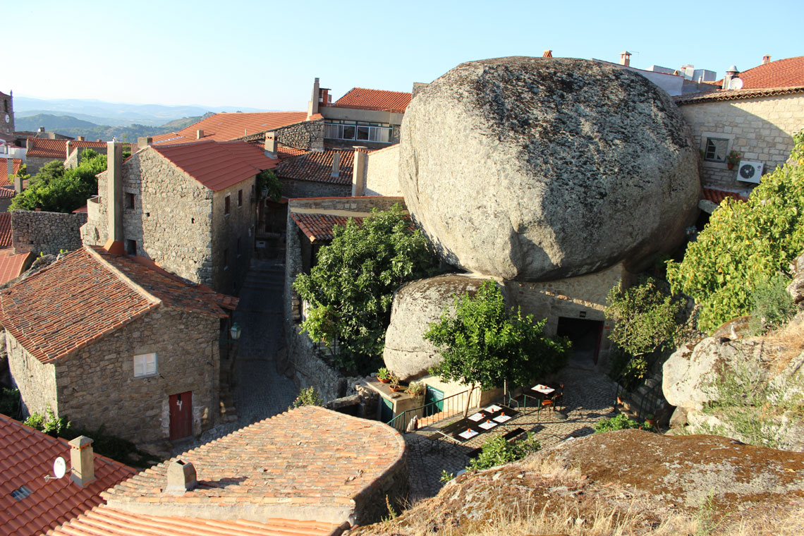 Heading to Monsanto, historic village of Portugal